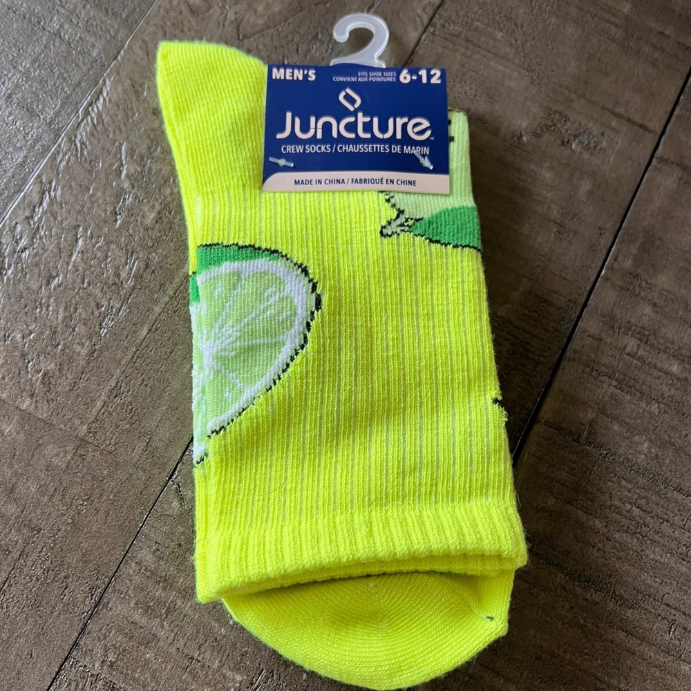 Juncture Crew Socks Men 6-12 Neon Yellow Lime Fruit Graphic Novelty Print